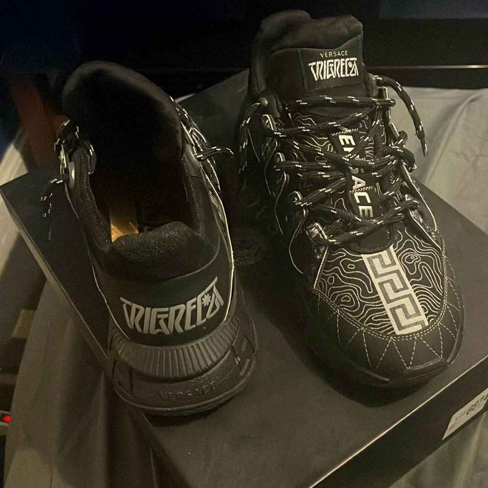 Versace Men’s Trigreca sneakers